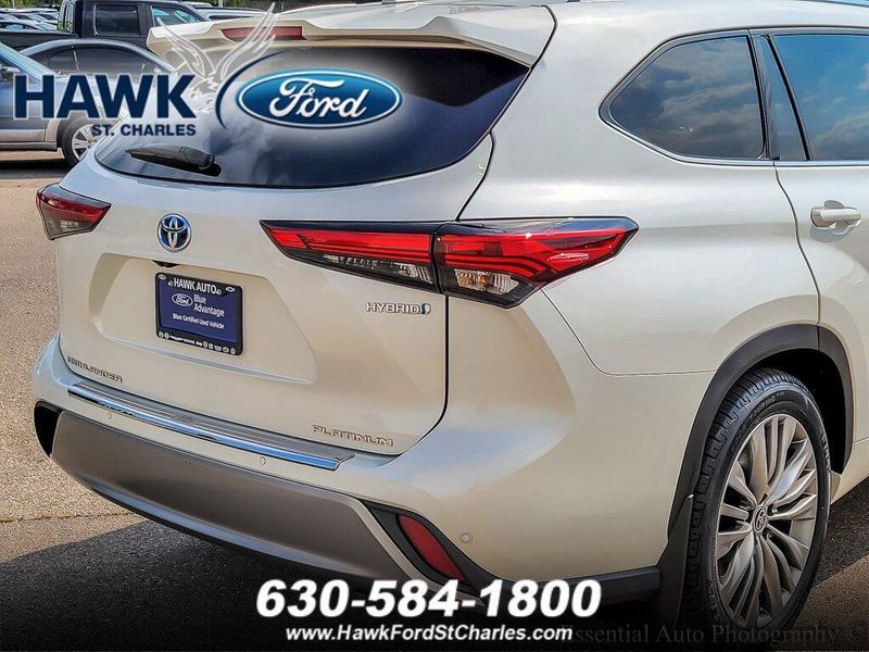2020 Toyota Highlander Hybrid Platinum photo 4