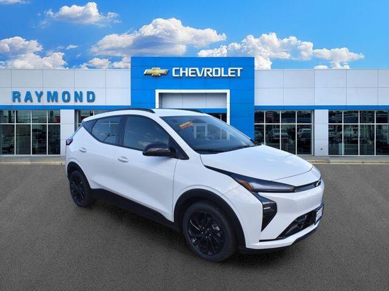 New 2027 Chevrolet Bolt EV RSImage 1