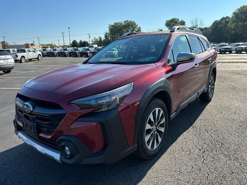 2023 Subaru Outback Touring XT photo 2