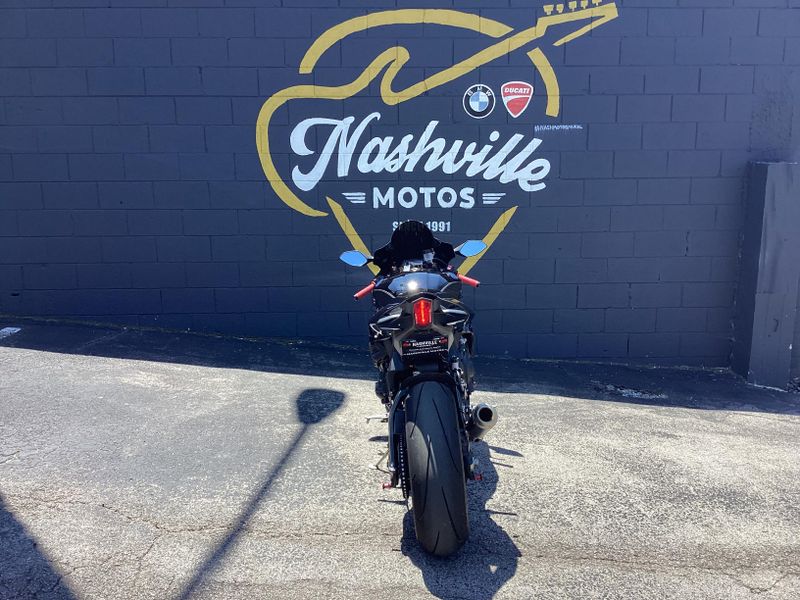 Used 2024 Yamaha YZF R1 