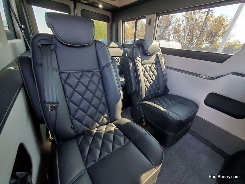 2023 RAM ProMaster 3500 High RoofImage 4