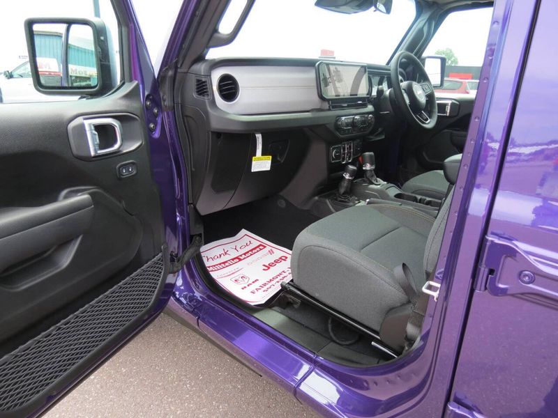 New 2026 Jeep Wrangler Sport RHD 4x4 4dr SUVImage 15