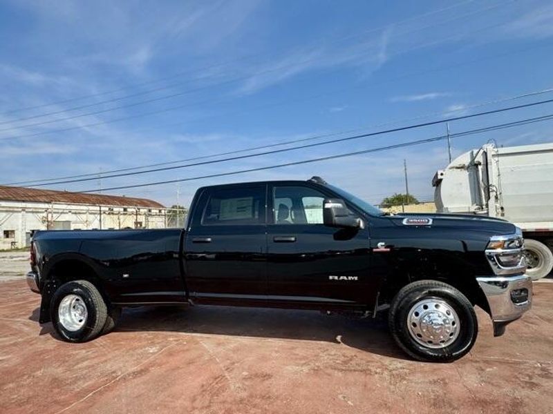 New 2026 RAM 3500 Big Horn Crew Cab 4x4 8