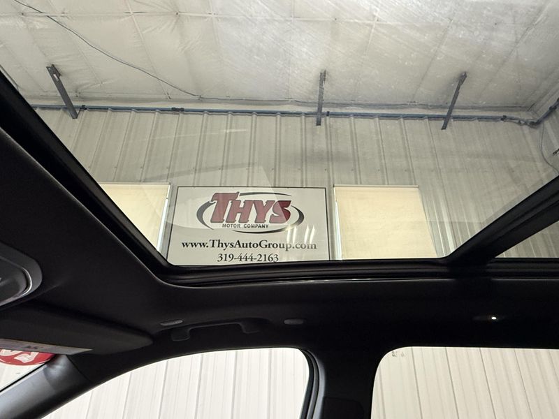 Used 2026 Jeep Grand Cherokee L Limited ReserveImage 23