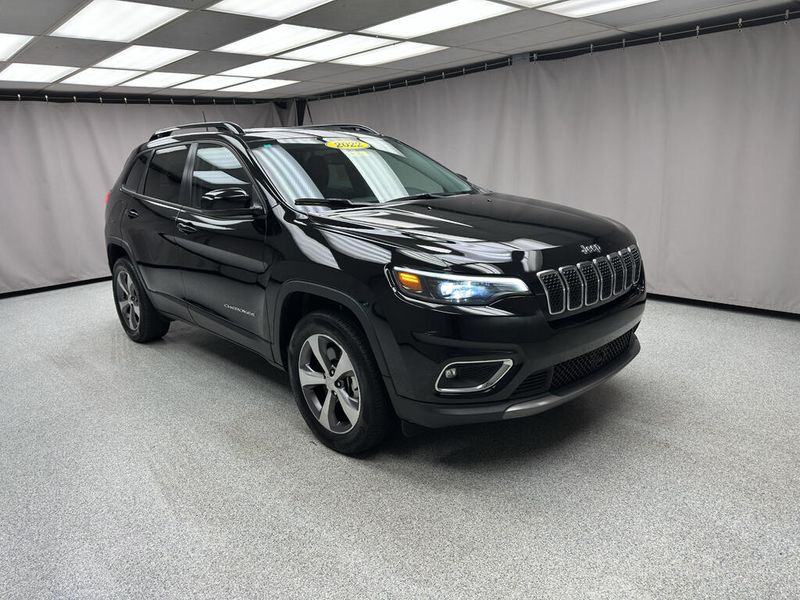 Used 2022 Jeep Cherokee LimitedImage 5