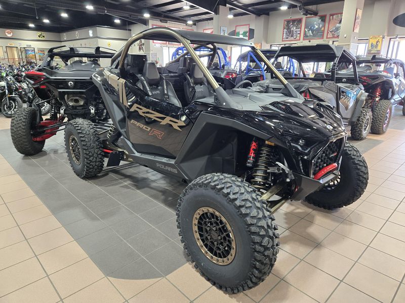 NEW 2025 POLARIS RZR PRO R ULTIMATE Image 1