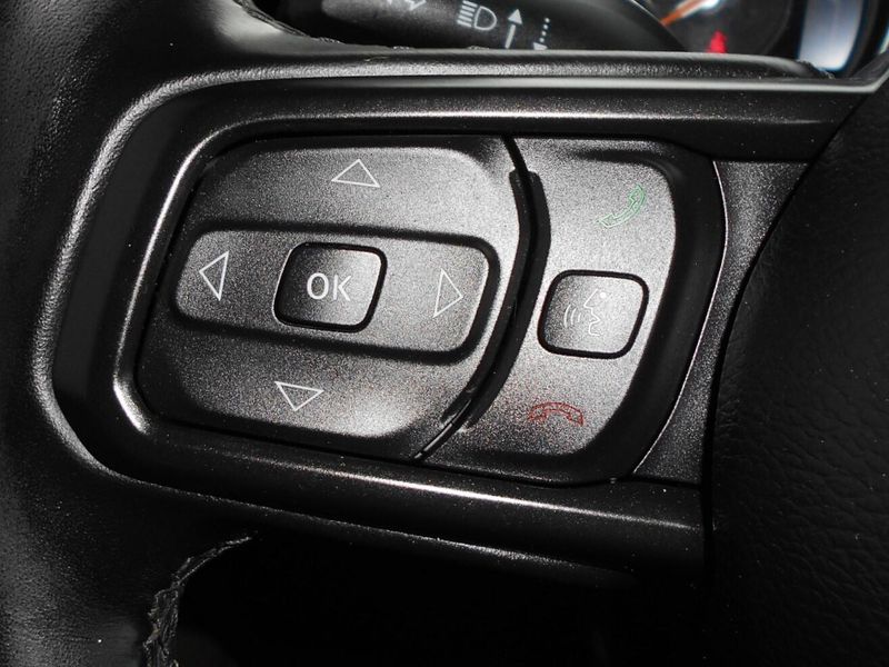 2020 Jeep Gladiator SportImage 23