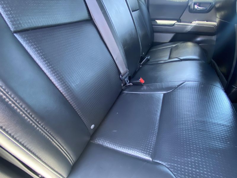 Used 2022 Toyota Tacoma TRD SportImage 14