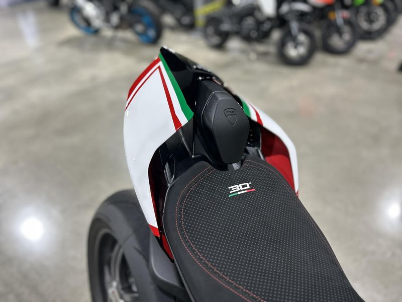 Used 2024 Ducati PANIGALE V4 SP2 30TH ANNIVERSARIO 916 Image 21