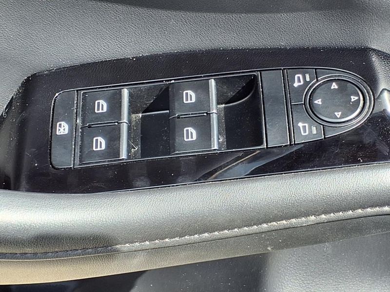 Used 2024 Mazda Mazda3 2.5 S Premium PackageImage 17