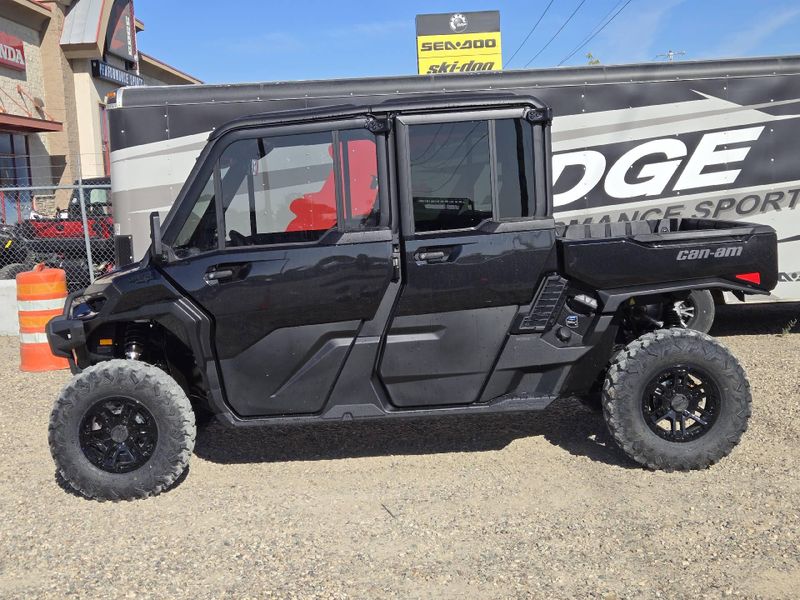 New 2027 Can-Am DEFENDER MAX LONE STAR HD11 