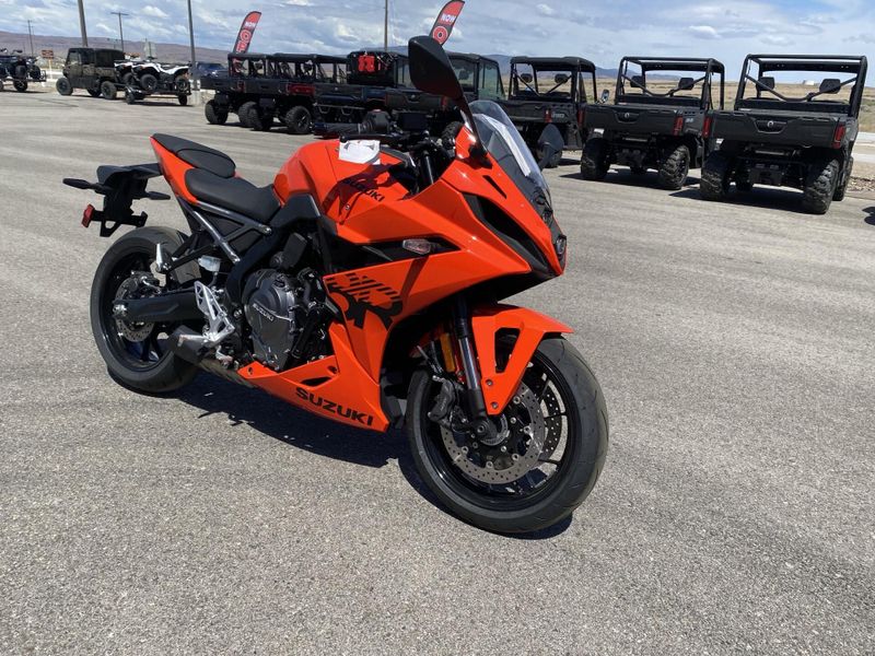 New 2026 Suzuki GSX 8R 