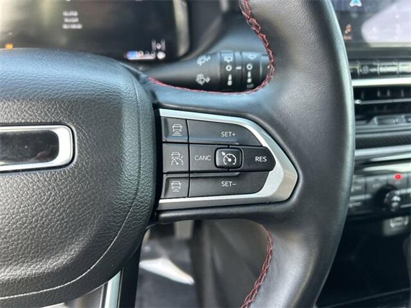 Used 2022 Jeep Compass TrailhawkImage 23