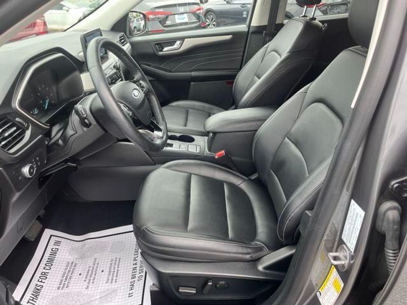 2021 Ford Escape SEL