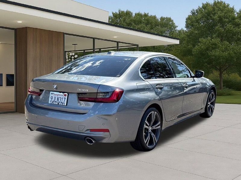 Used 2024 BMW 3 Series 330iImage 8