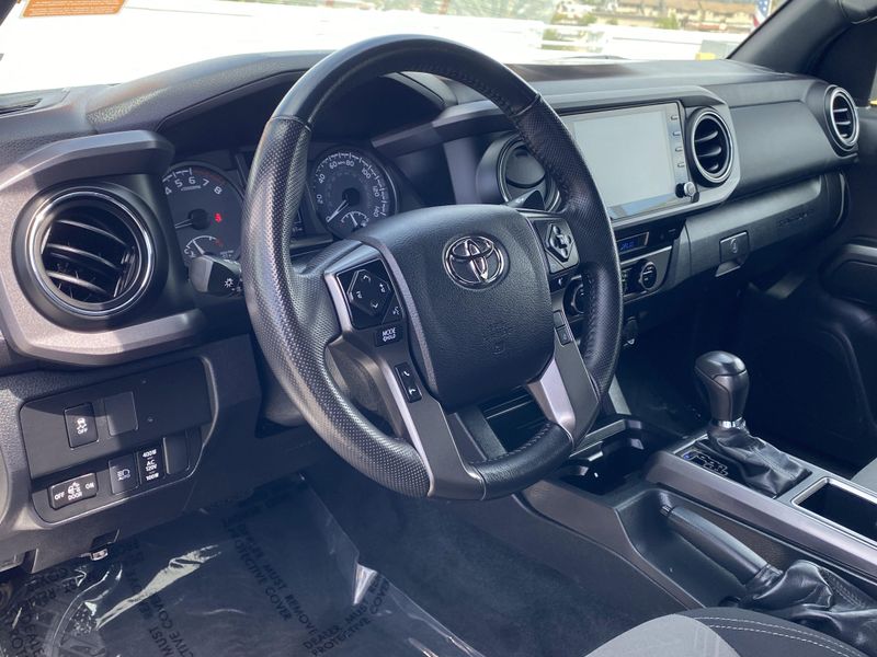 2023 Toyota Tacoma TRD SportImage 16