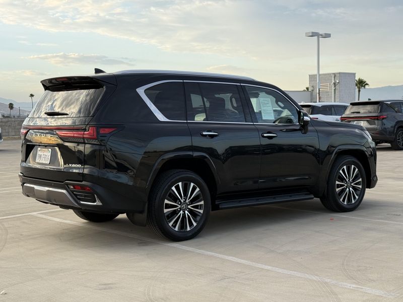 Used 2024 Lexus LX 600 PremiumImage 12