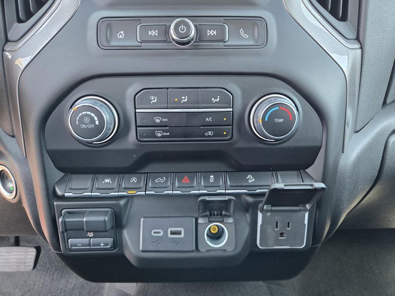 Used 2025 Chevrolet Silverado 1500 4WD Crew Cab 147 Custom Trail Boss