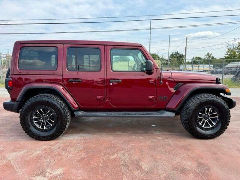 Used 2021 Jeep Wrangler Unlimited Sahara AltitudeImage 4