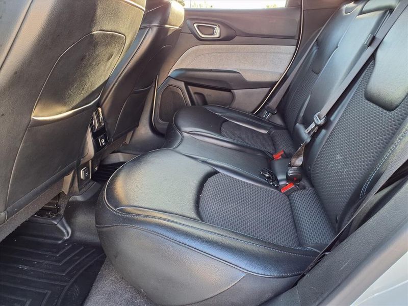 Used 2023 Jeep Compass LatitudeImage 10