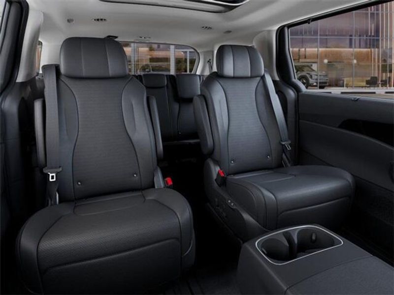 2025 Kia Carnival Hybrid SX PrestigeImage 16