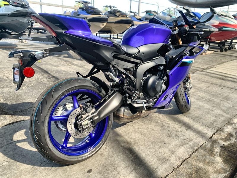 New 2025 Yamaha YZF-R9 Image 18