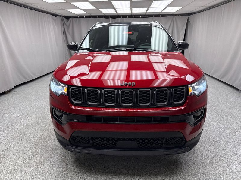 New 2025 Jeep Compass Limited 4x4Image 5