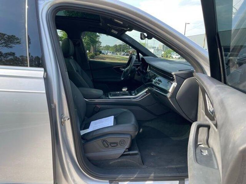 2021 Audi Q7 Premium Plus