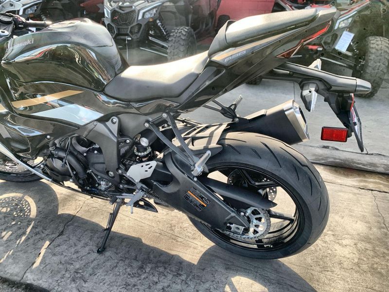 New 2026 Kawasaki NINJA ZX-6R ABS Image 11