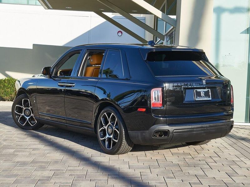 Used 2022 Rolls-Royce Cullinan Image 7