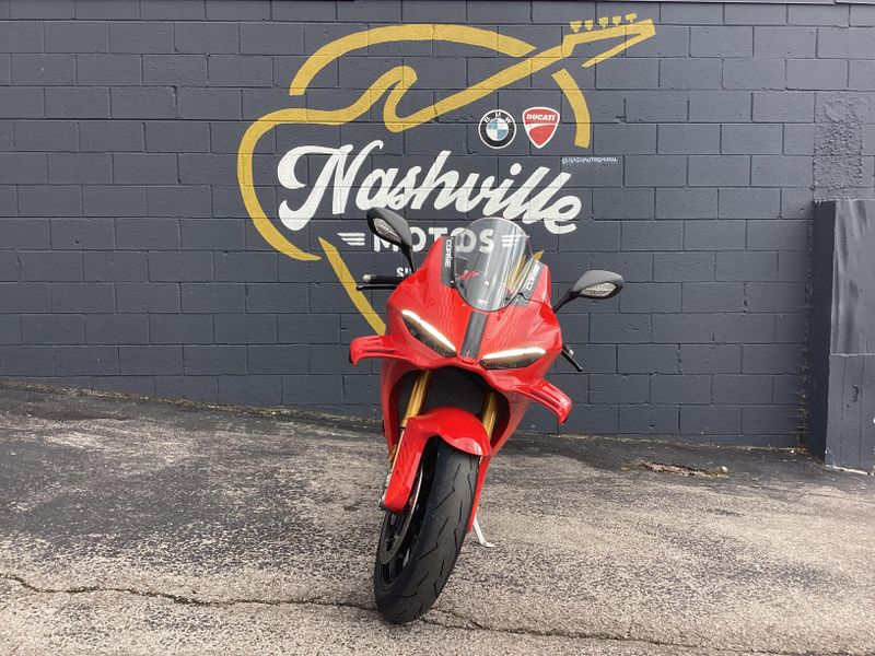New 2026 Ducati PANIGALE V4S Corse 