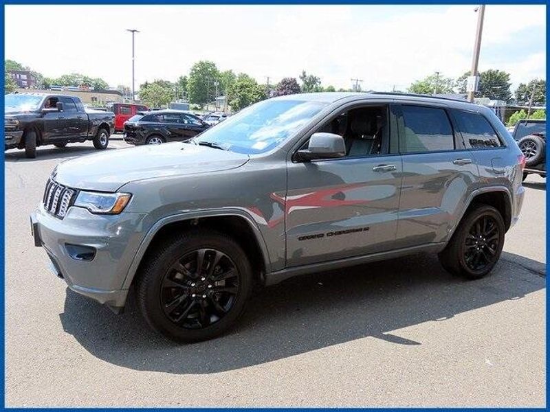2022 Jeep Grand Cherokee WK Laredo XImage 1