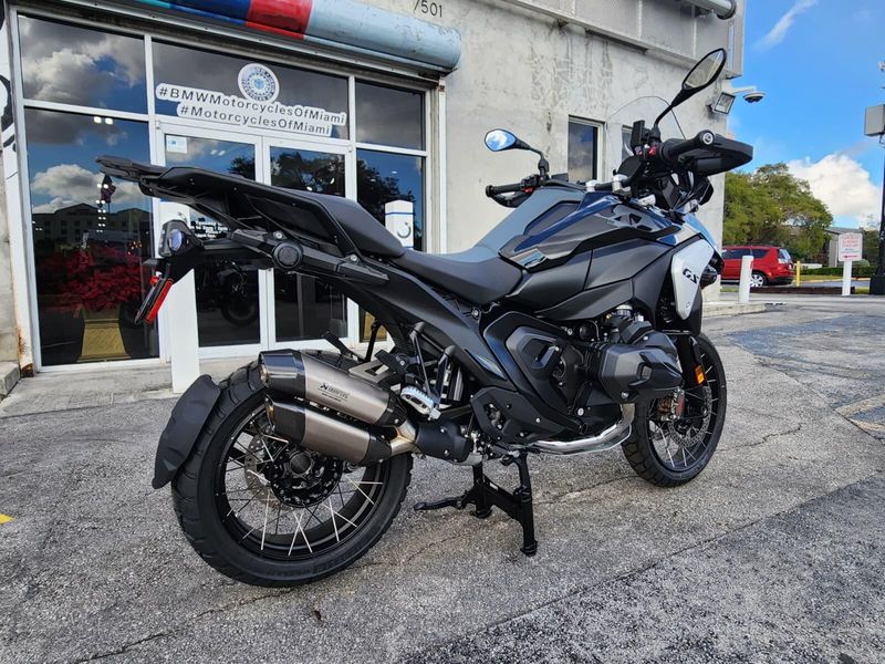 2026 BMW R 1300 GSImage 12