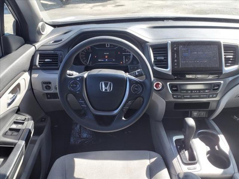 2018 Honda Pilot EXImage 5