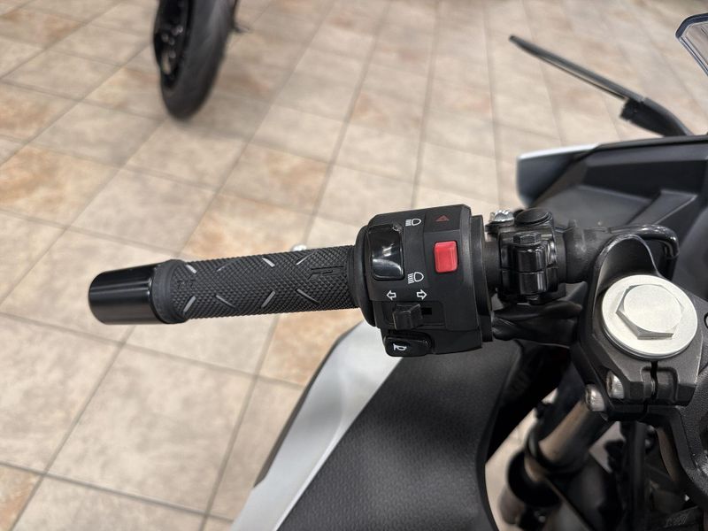 Used 2025 Kawasaki NINJA 500 Image 22