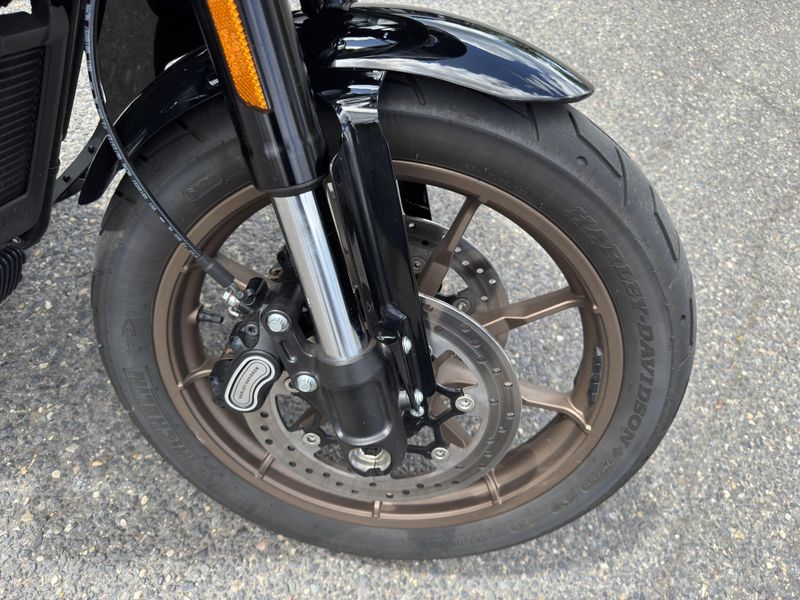 2024 Harley-Davidson FXLR Low Rider ST 