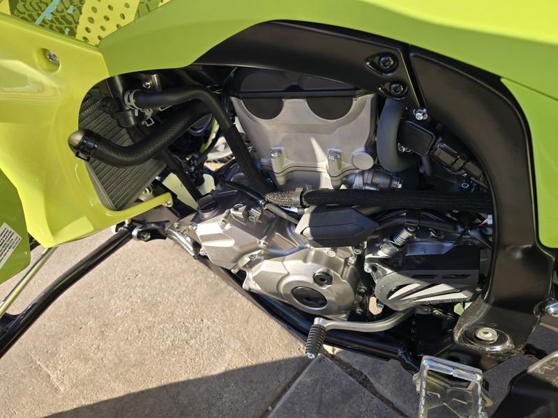 NEW 2025 YAMAHA YFZ450R SE Image 12