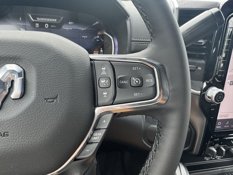 New 2025 RAM 2500 LaramieImage 16