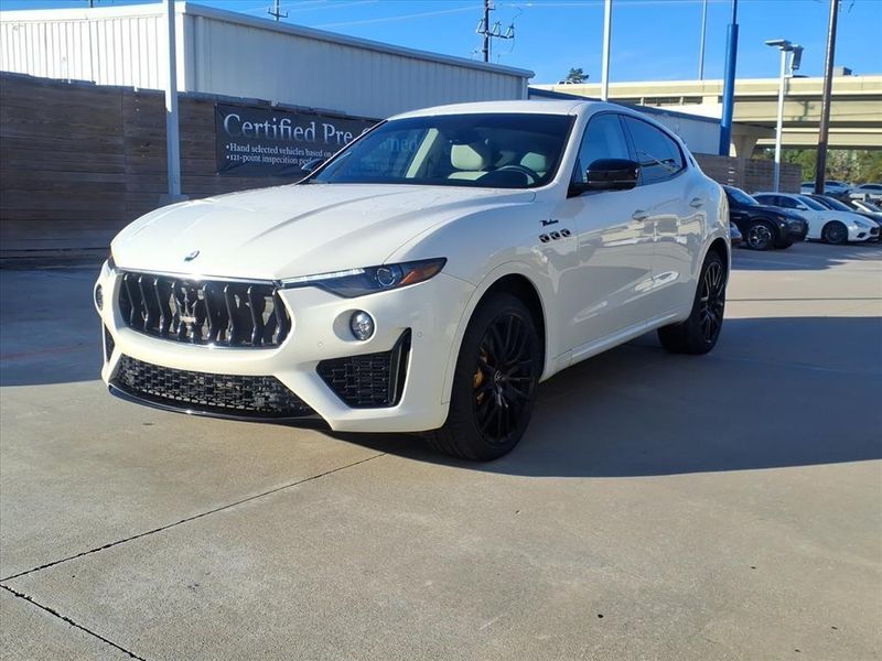 Used 2022 Maserati Levante ModenaImage 2