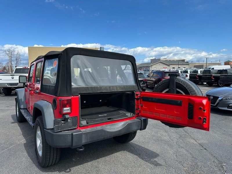 2017 Jeep Wrangler Unlimited SportImage 12