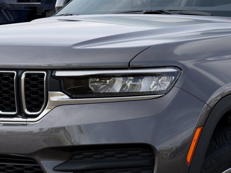 New 2026 Jeep Grand Cherokee Laredo XImage 6