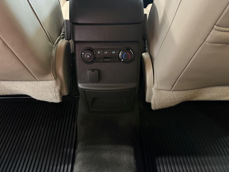 Used 2015 Ford Explorer XLTImage 17