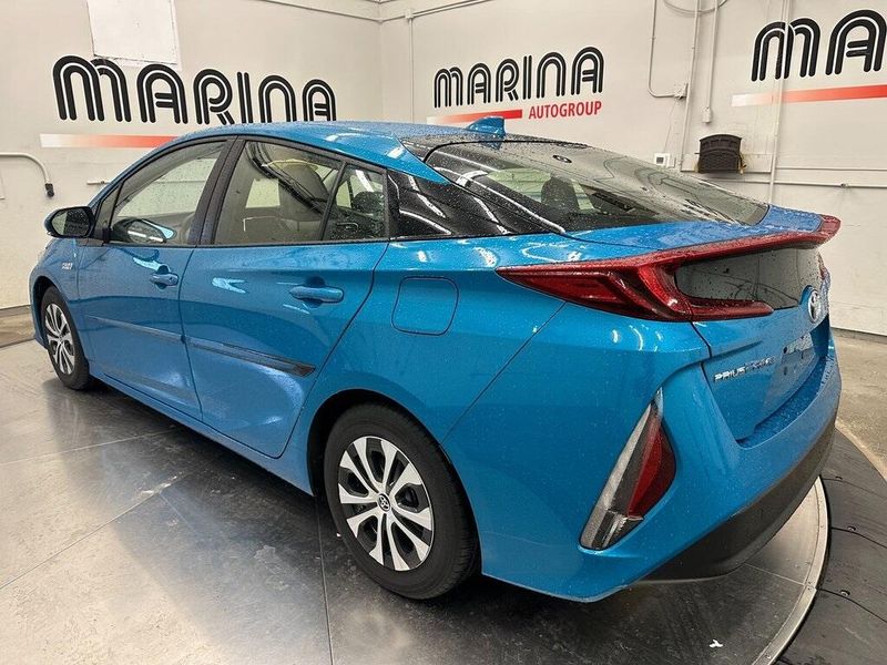 2021 Toyota Prius Prime LEImage 14