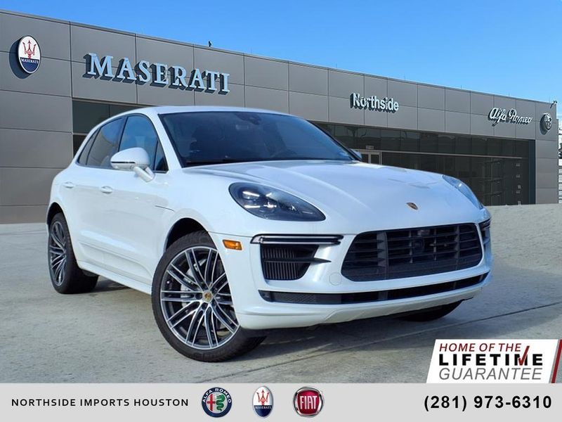 2021 Porsche Macan TurboImage 1
