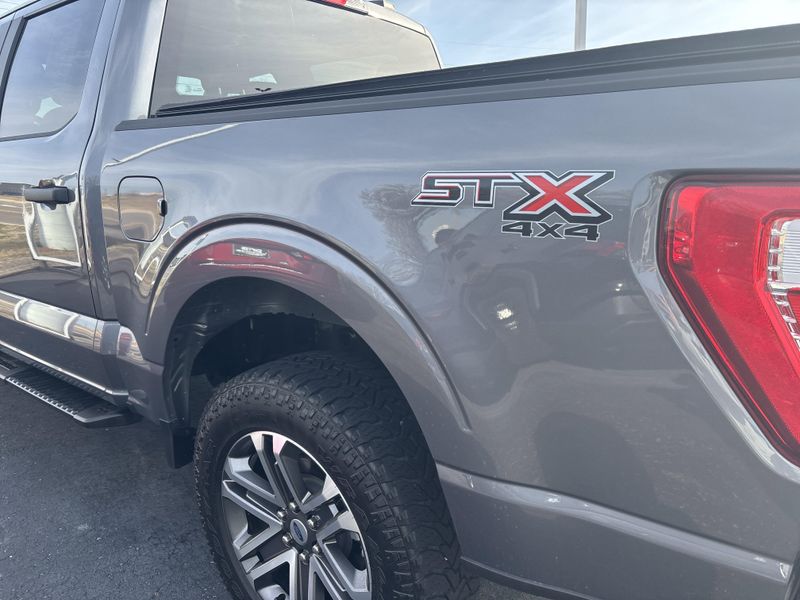 Used 2021 Ford F-150 STXImage 9