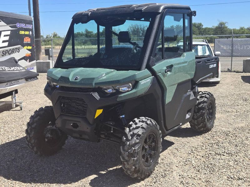 New 2026 Can-Am DEFENDER DPS CAB HD10 