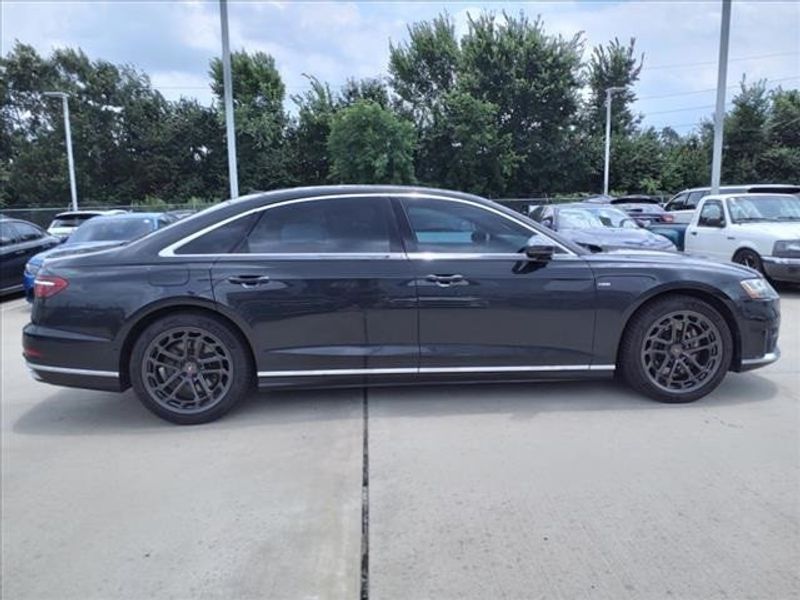 2021 Audi A8 4.0Image 11