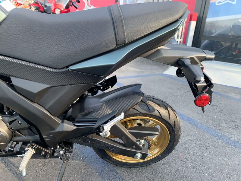 New 2025 Kawasaki Z125 PRO Image 10