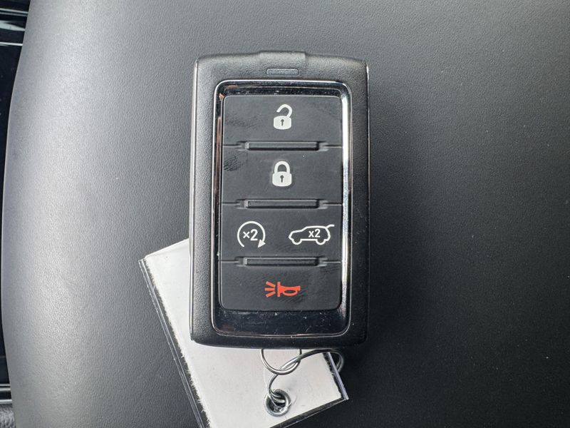 Used 2022 Jeep Grand Cherokee 4xe OverlandImage 30