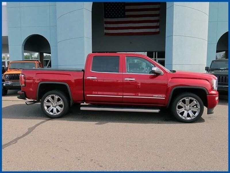2018 Gmc Sierra 1500 Denali photo 2